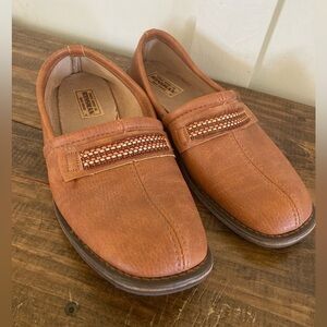 KINSMAN leather loafers flats slip ons